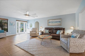 Charlotte County Villa 5875: Relaxing Pool Getaway